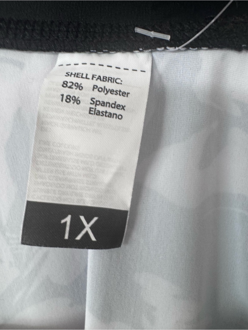 NWT Alltoke Plus Size 1X Black White Floral Short Sleeve Rash Guard Swim Top - Picture 3 of 5